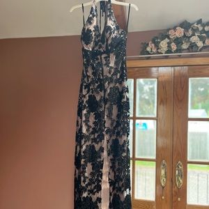 Black and cream lace pattern sequin dress